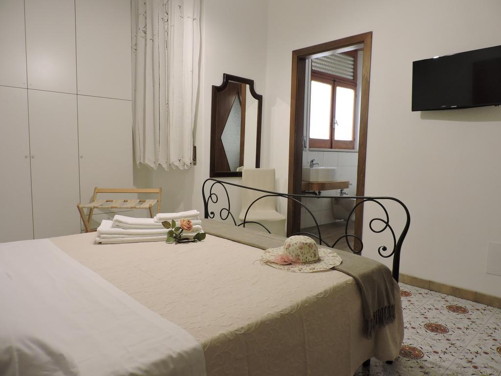 B&B Il Muro Vecchio 지아르디니낙소스 객실 사진