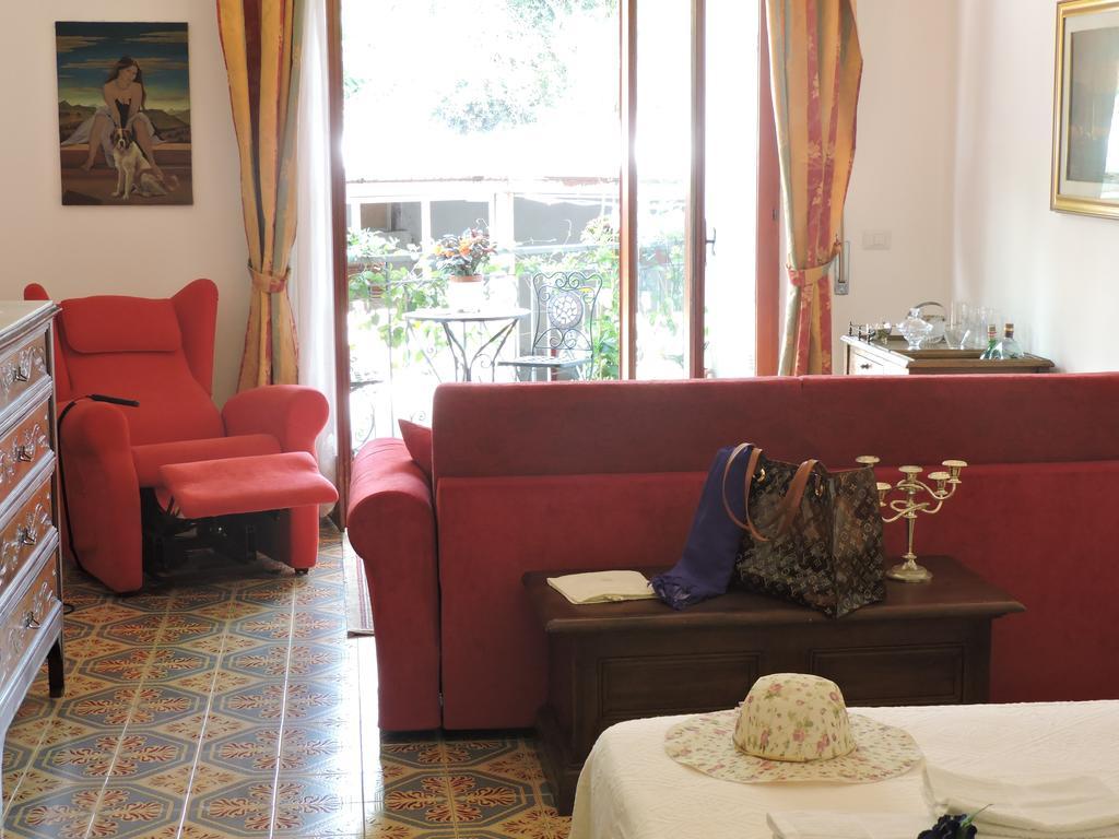 B&B Il Muro Vecchio 지아르디니낙소스 객실 사진