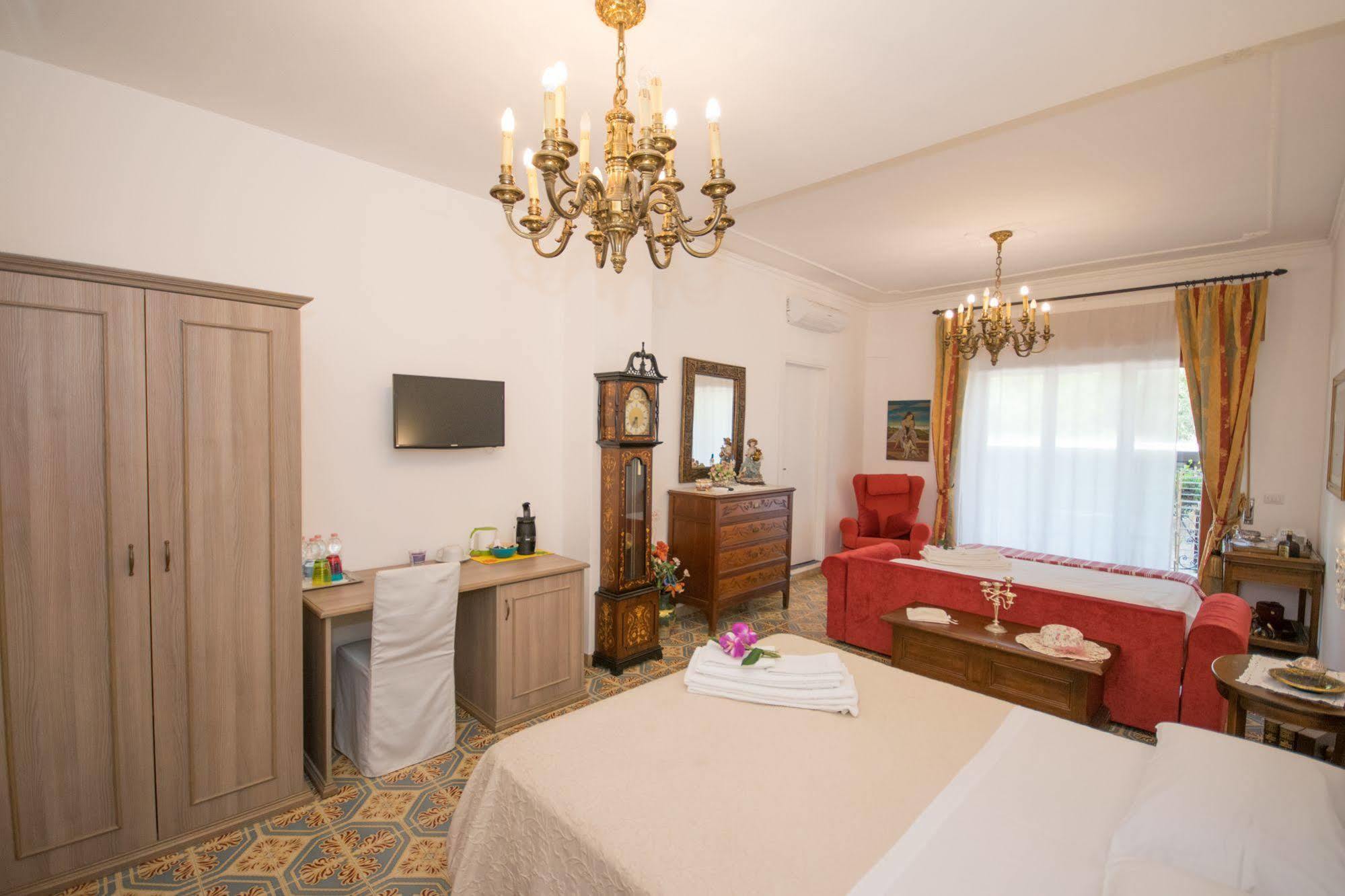B&B Il Muro Vecchio 지아르디니낙소스 외부 사진