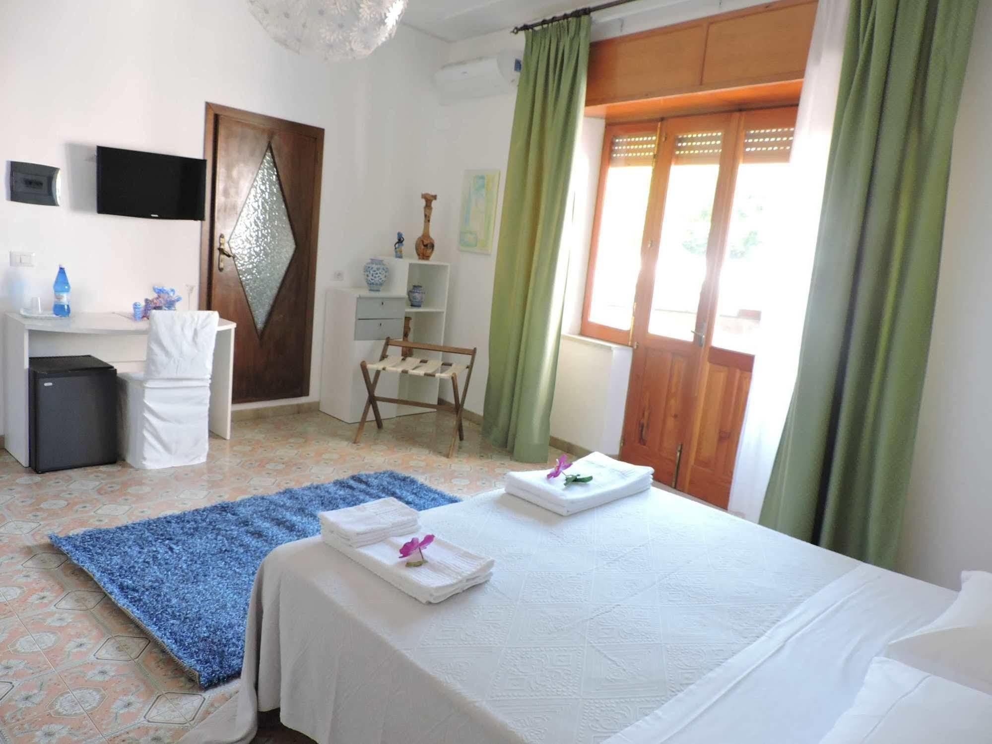 B&B Il Muro Vecchio 지아르디니낙소스 외부 사진